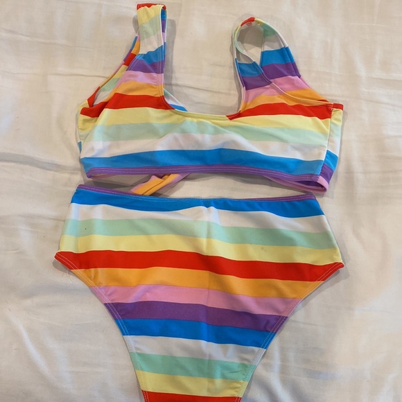 Women’s Pink Lily Swimsuit - Picture 3 of 3